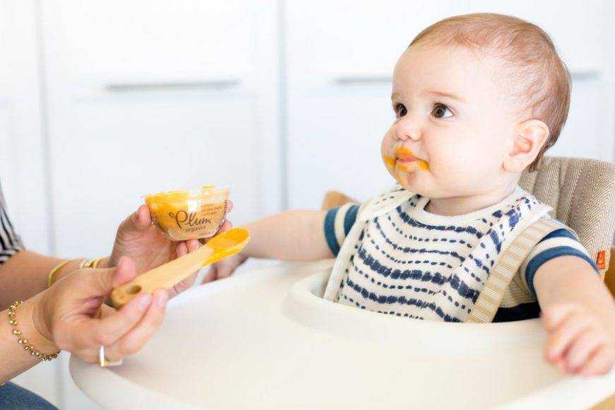 Развитие ребенка в 11 месяцев: что должен уметь, особенности питания малыша, рост, вес и другие рекомендации с фото и видео