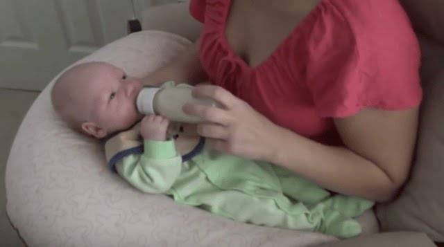 Нужно ли будить новорожденного днем для кормления | babytut