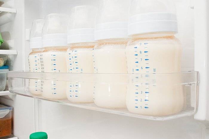 Сколько хранится грудное молоко, в чем хранить его и как правильно