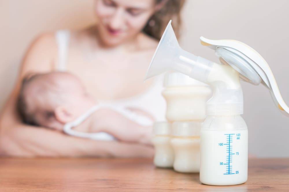Как прекратить лактацию грудного молока правильно и быстро
