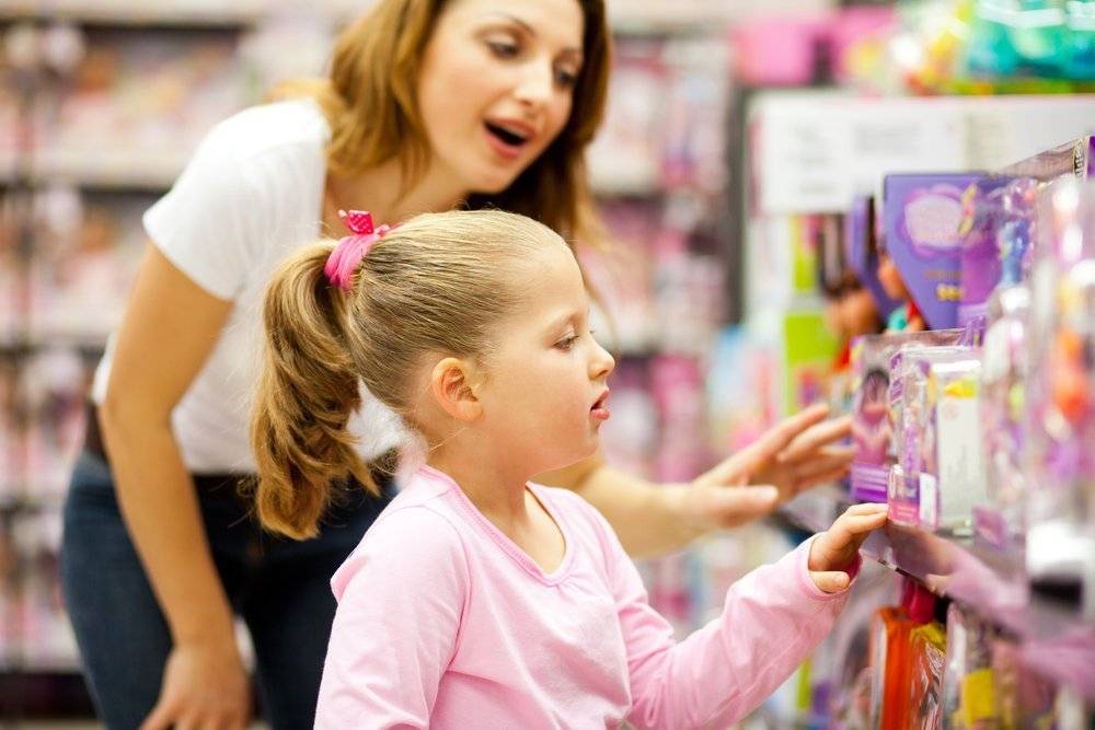 «ну купи!» что делать, если ребенок постоянно просит новые игрушки? ~ блог о детях