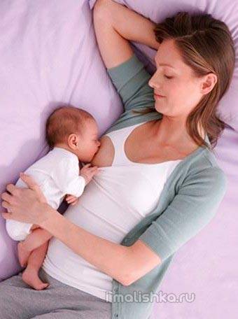 Ночное кормление новорожденного грудным молоком: нужно ли будить ребенка для кормления ночью