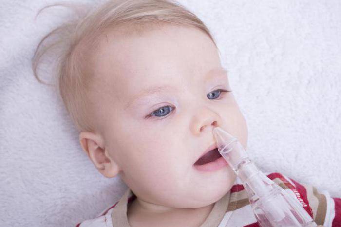 Почему могут возникать хрипы у грудного ребенка при дыхании?