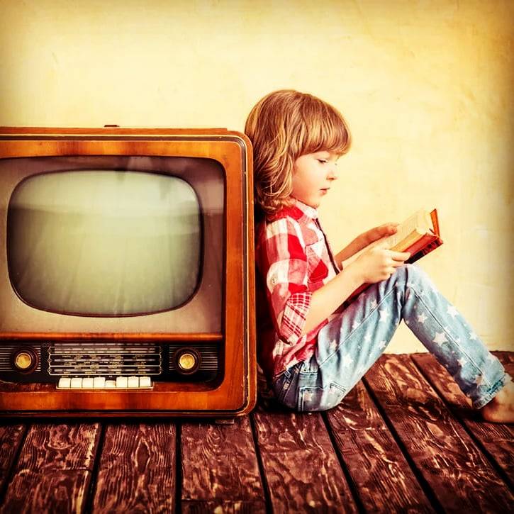 Вред и польза телевизора для детей