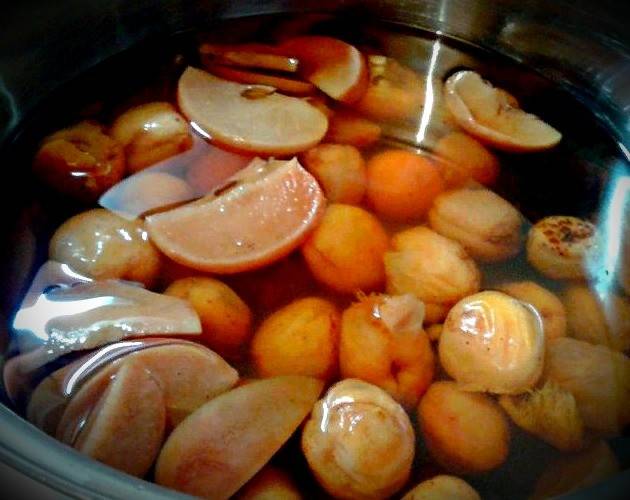 Компот из сухофруктов для ребенка