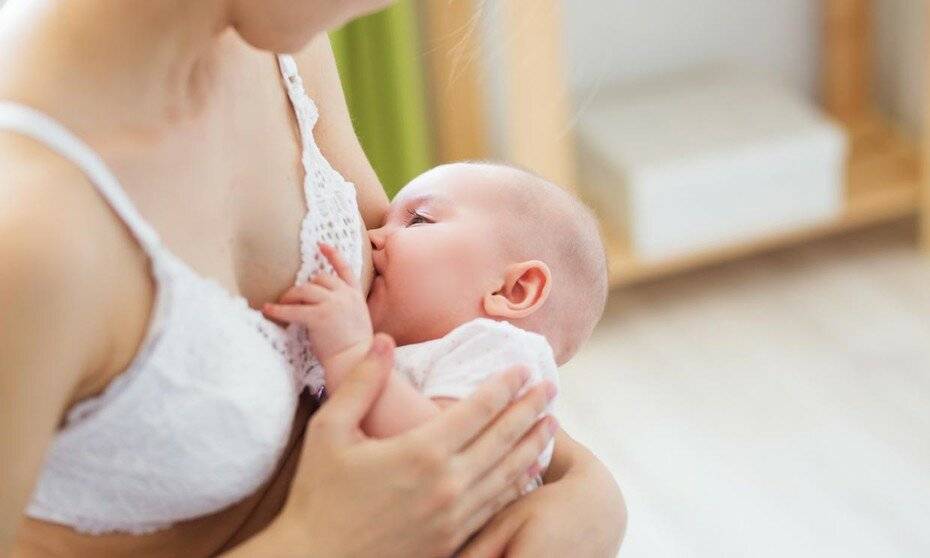 Как кормить новорожденного грудным молоком. ответы на вопросы