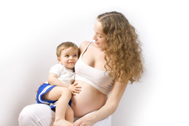 Как совместить беременность и кормление грудью