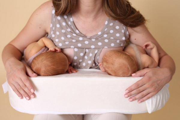 Кормление грудью двоен, троен, близнецов - ресурсы | грудное вскармливание