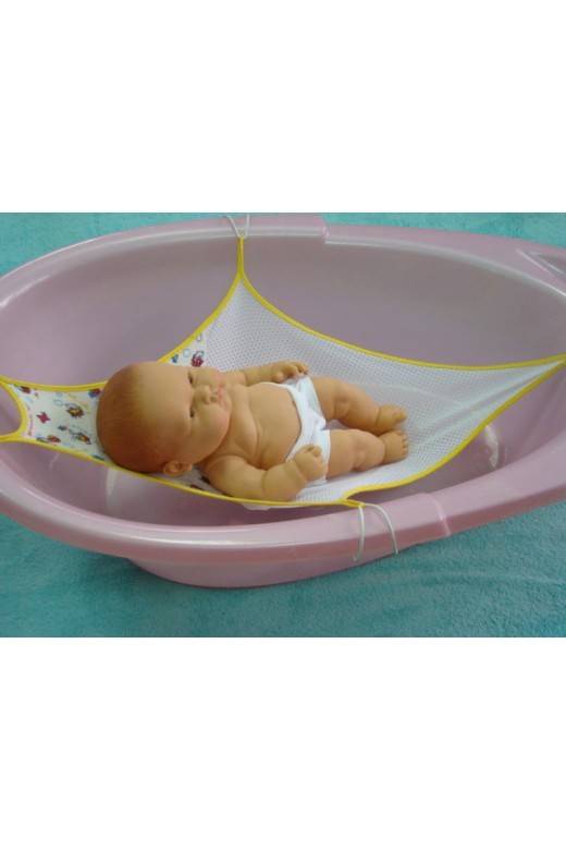 Выбираем купальные принадлежности: матрасик и гамак для новорожденных