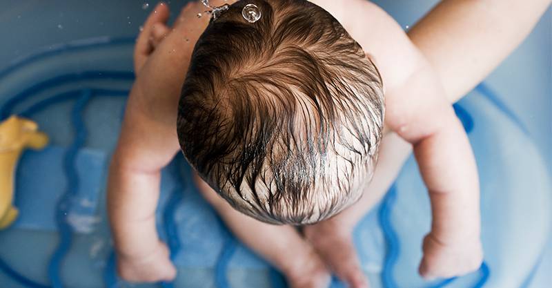 Ребенок не дает мыть голову 2 года. что делать, если ребенок боится мыть голову