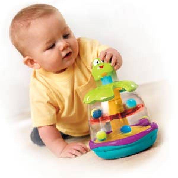 Игрушки для новорожденных от 0: какие первым делом нужно купить младенцу