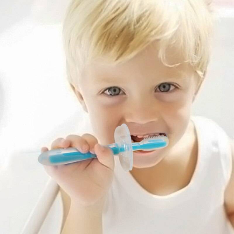 Когда начинать чистить зубы ребенку: полезные рекомендации - много зубов