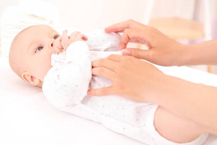 Как ухаживать за новорожденным ребенком