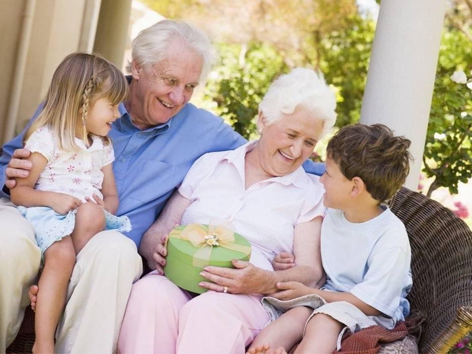 8 особенностей, которые мы наследуем от бабушек и дедушек