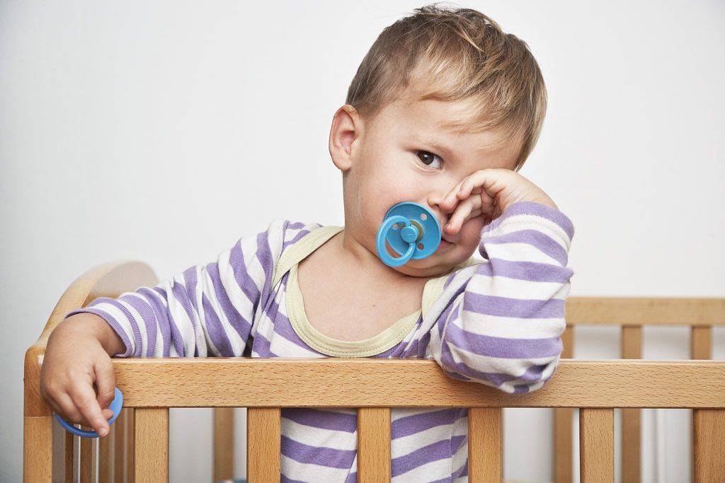 7 советов, которые помогут отучить ребенка от пустышки