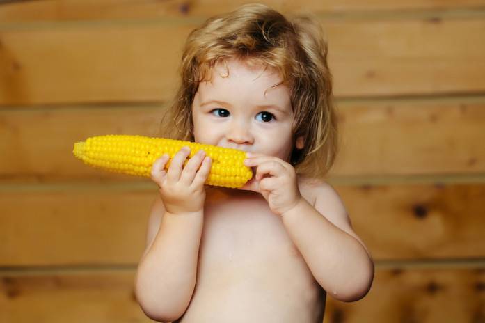 Чем полезна вареная кукуруза для ребенка