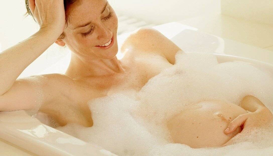 Когда можно принимать ванну после родов: советы и рекомендации | nail-trade.ru