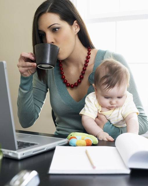 Как заработать маме в декрете: 65 вариантов заработка
