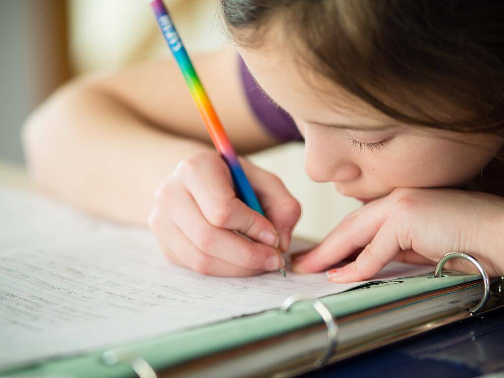 Можно ли быстро научить ребенка правильно и красиво писать буквы