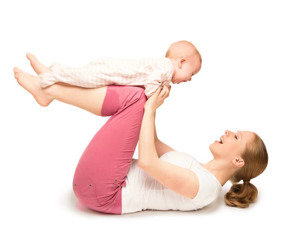 Фитнес с ребенком на руках - мама и ребенок