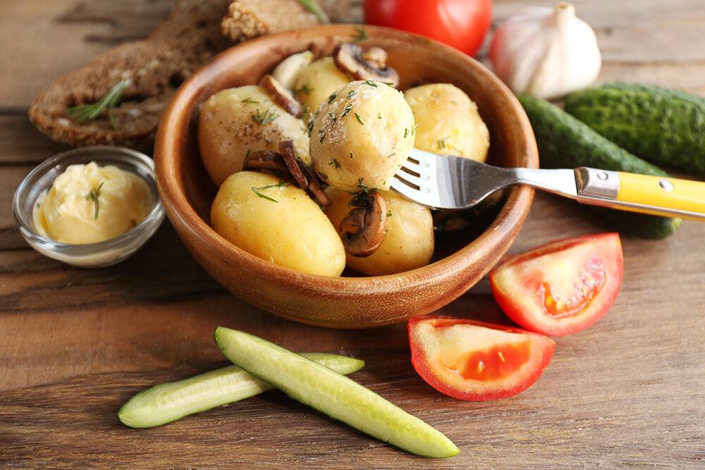 Картошка при грудном вскармливании: можно ли кормящей маме жареный картофель, пюре?