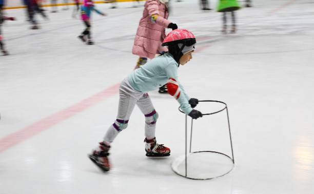 Как научить ребенка кататься на коньках быстро