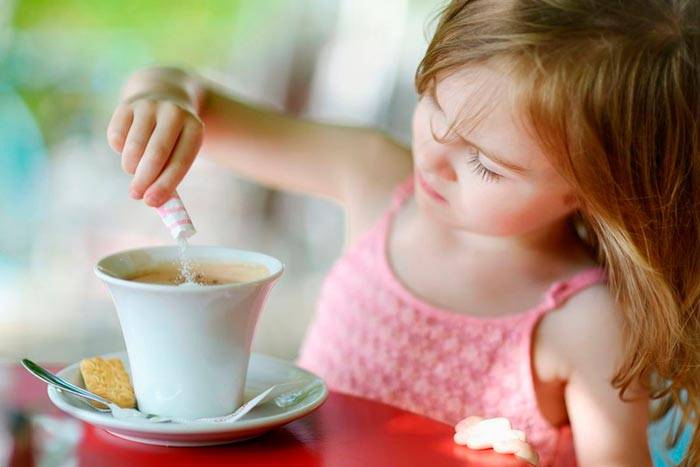 Кофе детям, со скольки лет можно пить ребенку этот напиток