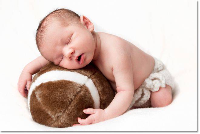 Можно ли ребенку спать на животе