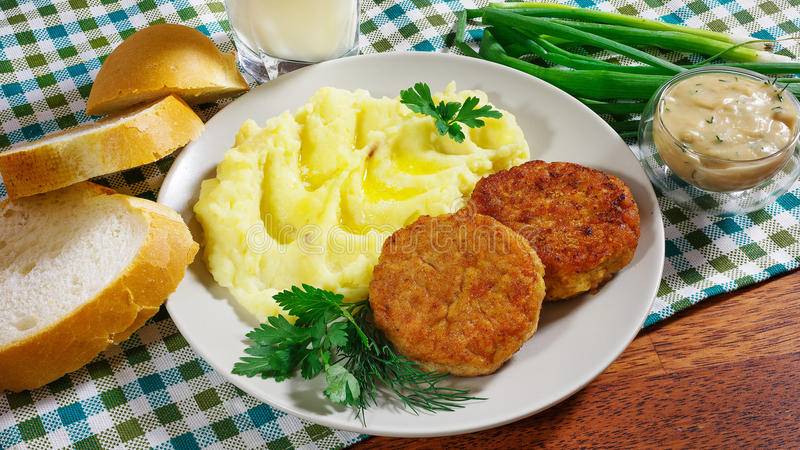 Что можно и нельзя кушать кормящей маме? список продуктов