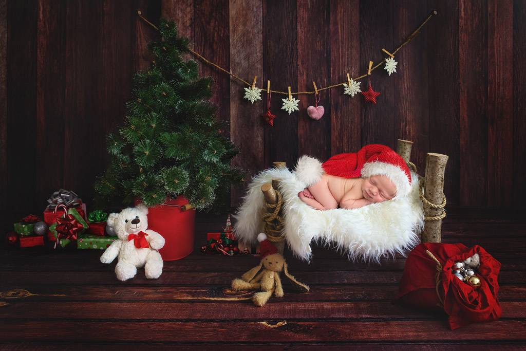 Новый год с новорожденным: 13 секретов идеального праздника