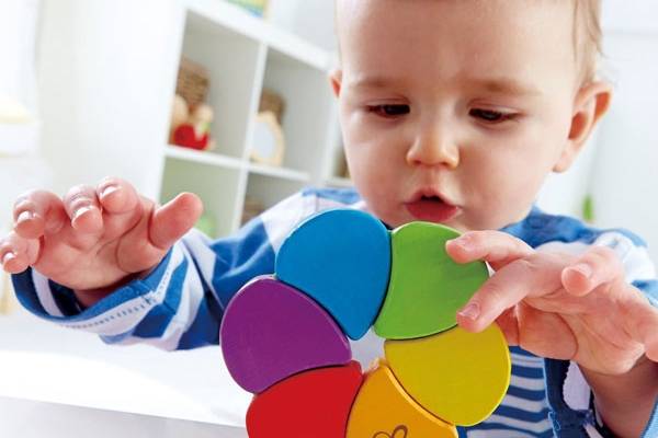 Как научить ребенка различать цвета в 2-3 года: игровые методики обучения и советы родителям - kidspower - дети, цветы жизни!