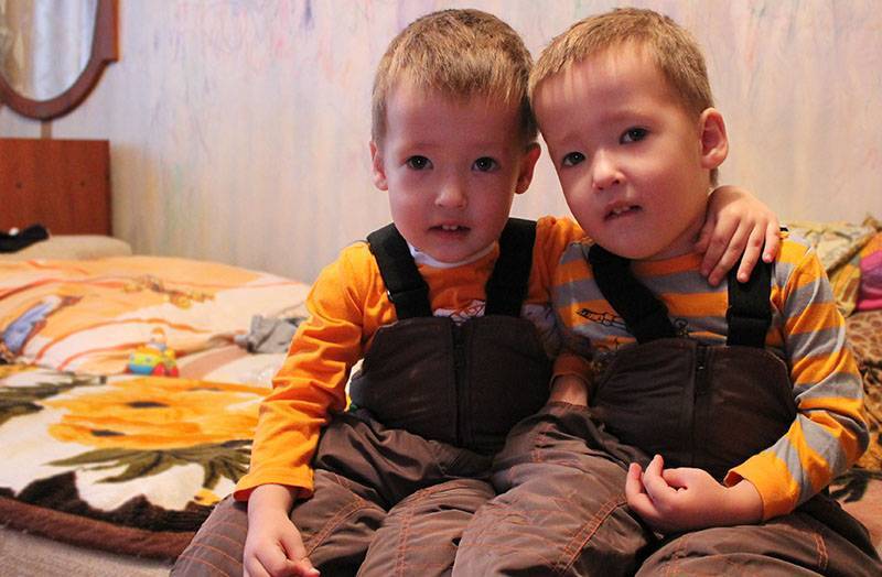 Особенности воспитания и развития близнецов: рекомендации психологов, как правильно воспитывать двойняшек. как правильно воспитывать двойняшек мальчиков