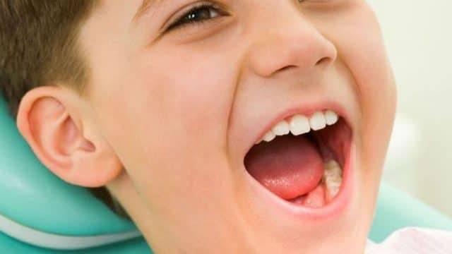 Что делать, если у ребёнка неприятный запах изо рта