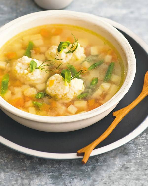Суп для ребенка 1 год из рыбы. треска для детей. рецепт простого рыбного супа для детей с манкой
