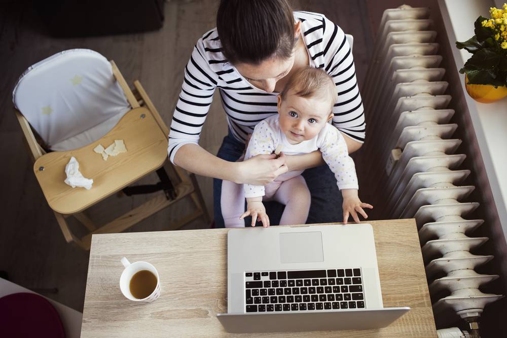 Как работать из дома с детьми: советы от опытной мамы-блогера и ведущей
