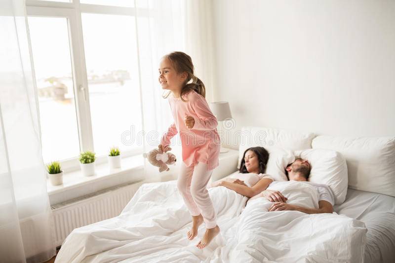 Ребенок проснулся: 3 важных утренних ритуала | электронный журнал о детях и подростках