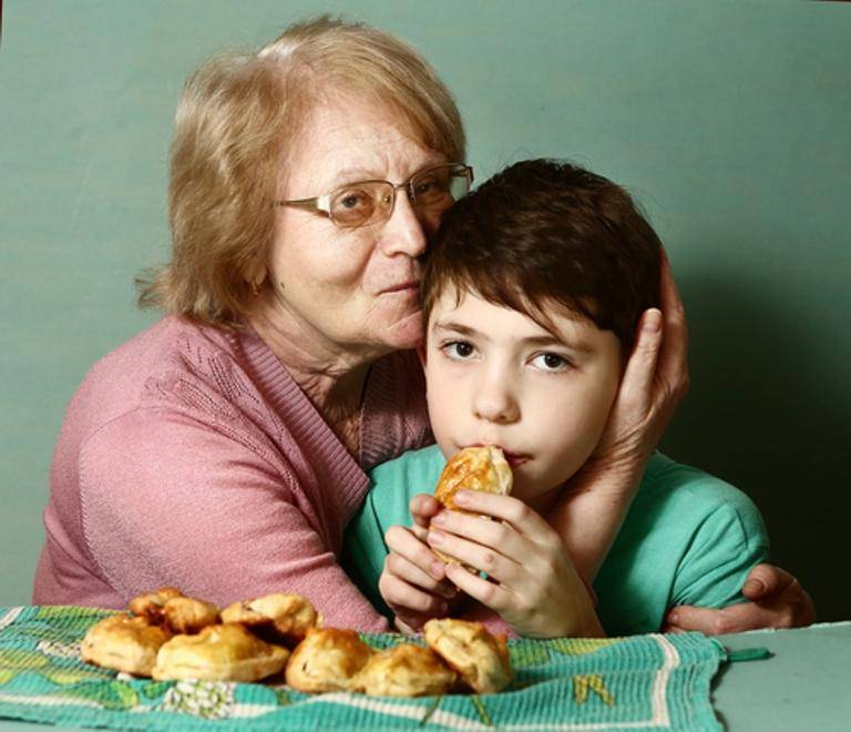 Типажи бабушек, которые могут быть “опасными” для внуков