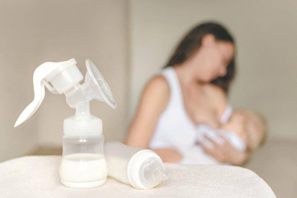Необходимость и правила сцеживания грудного молока