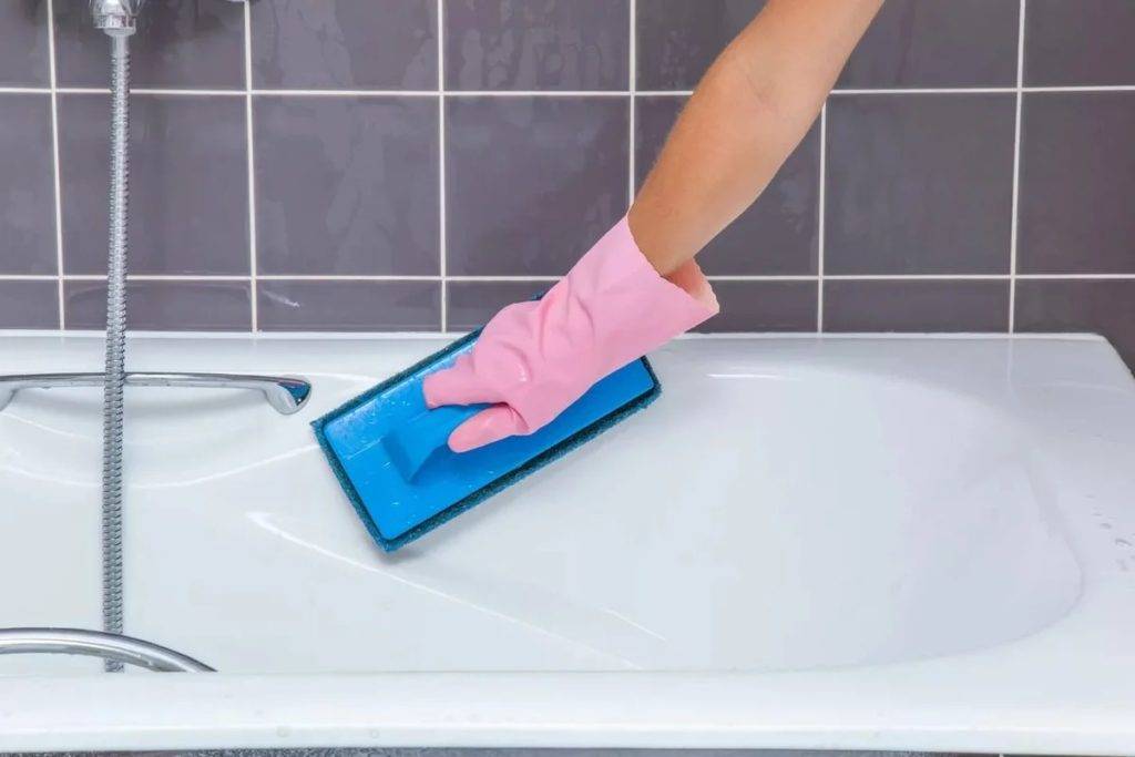 Как обезопасить ванную комнату для ребенка: 5 простых советов
