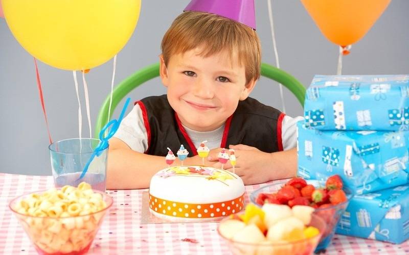 Подарок мальчику на 6 лет: что можно подарить ребенку на день рождения, чтобы он был рад?